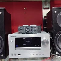 سستم پايونير نظيف وشغال وياخذ فلاش وسيدي صوت ومنفذ ايفون سعر 100 الف ،...