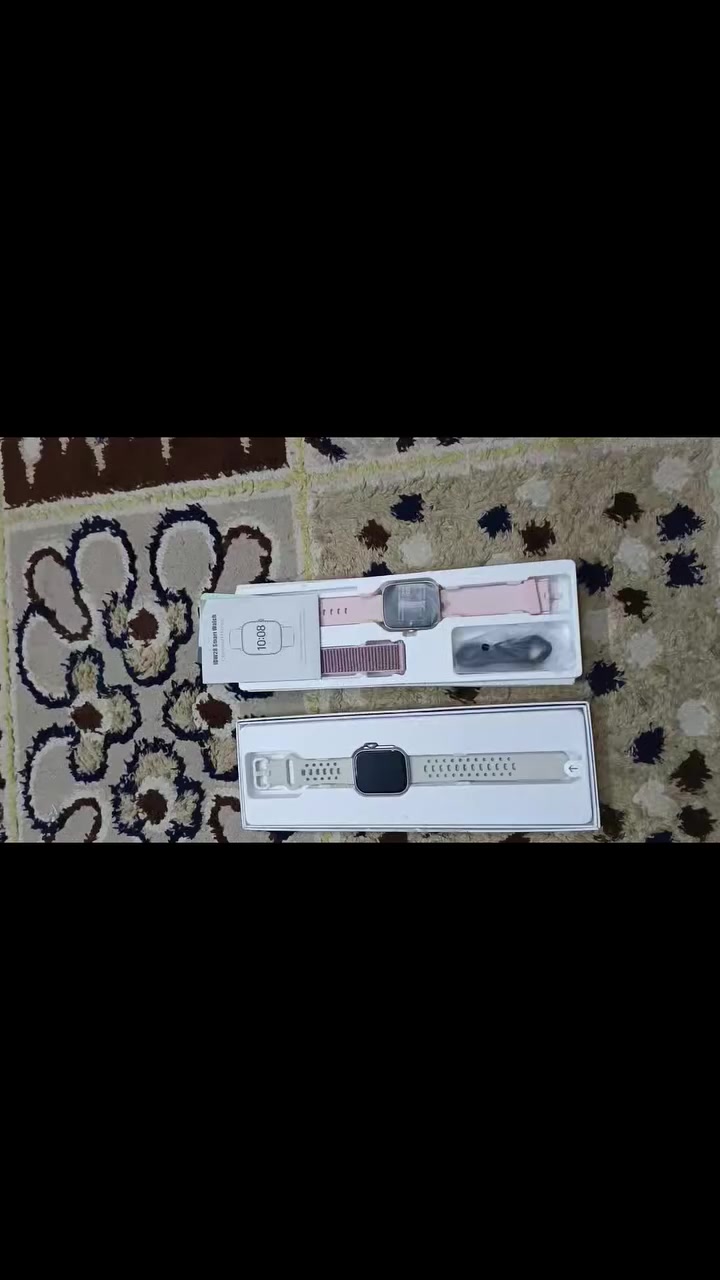 ساعه سمارت جديد مال امازون شلعه العدد 18 ساعه بيحن شلعه السعر 200 مع التوصيل  ***********
