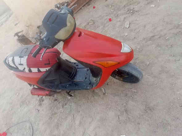 دراجة فراشة فحل كهربائيات كلة شغال كفرات نضيفات كلش نكرة سلف شغل واطلع سعر 350 وبيها مجال اي استفسار اتصل *********** مكاني سماوة الرميثة
