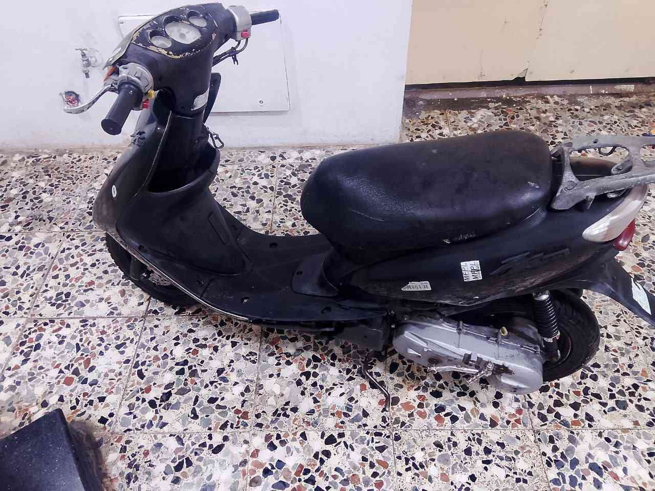 سلام عليكم دراجه عصفوري كوم حديد تعال حمل واخذ لاتعبك ولاتعبني شغاله  المكان بغداد الكماليه شارع جامع السعر 125وبيهة مجال مستعجل عله بيعتهة


**إذا كنت صاحب هذا الإعلان وتريد حذفه لأي سبب، رجاءا أرسل رسالة إلى الدعم الفني**