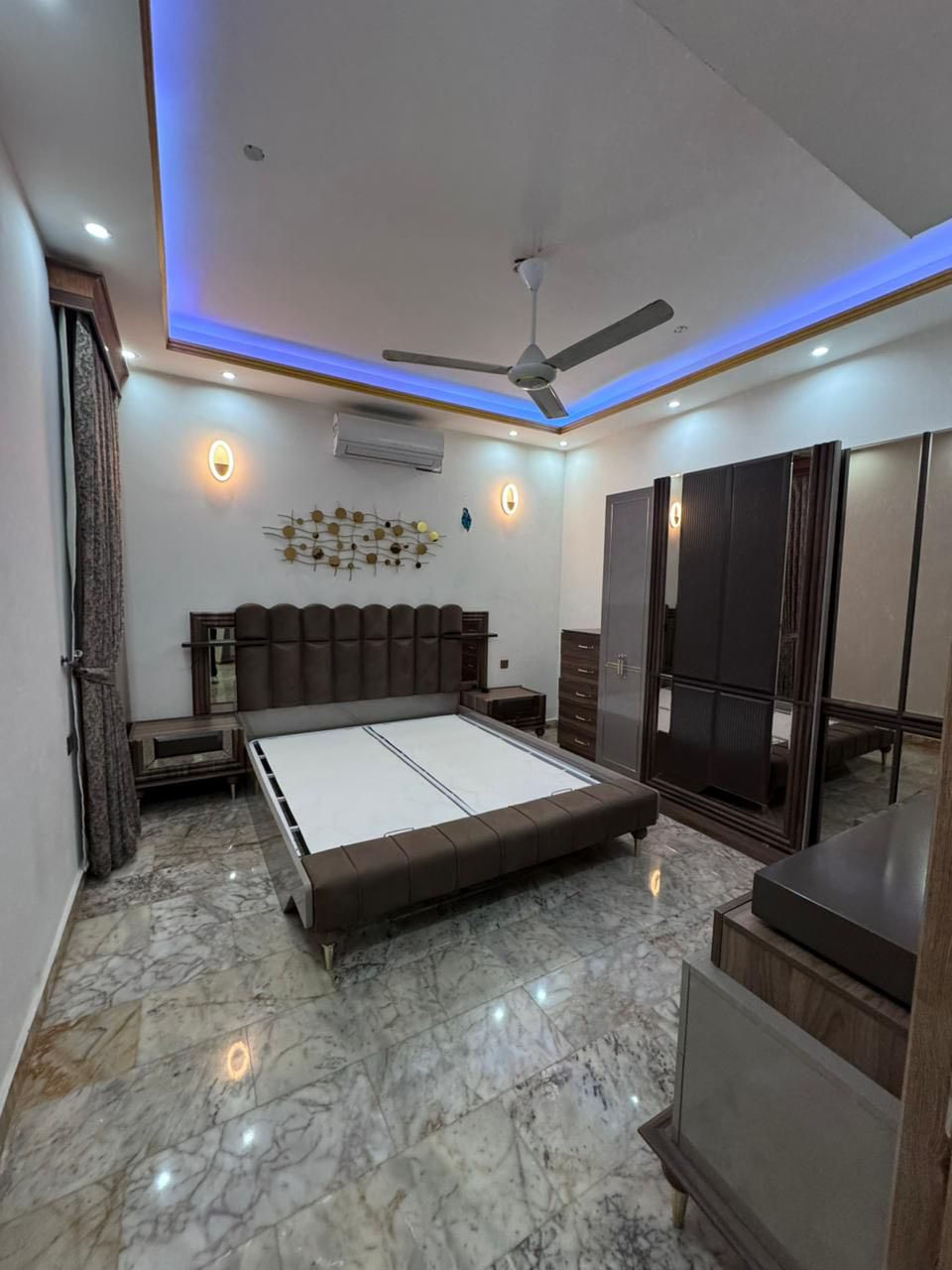 🔥مشتمل أرضي معزول للايجار مفروش في المنصور🔥

مشتمل أرضي للايجار في المنصوو يحتوي على صالة ومطبخ وغرفتين نوم وخدمات صحية مؤثث  بلكامل اثاث درجة أولى

#العنوان:

المنصور/العناب خلف شركة زانج روفر

#للاتصال_أوالمعاينة:
***********
