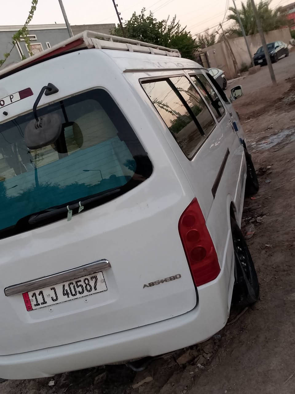 سلام عليكم جنبي موديل 15للبيع نضيفه وخير من الله مكاني طوريج لاتصال ‏‪***********‬‏
