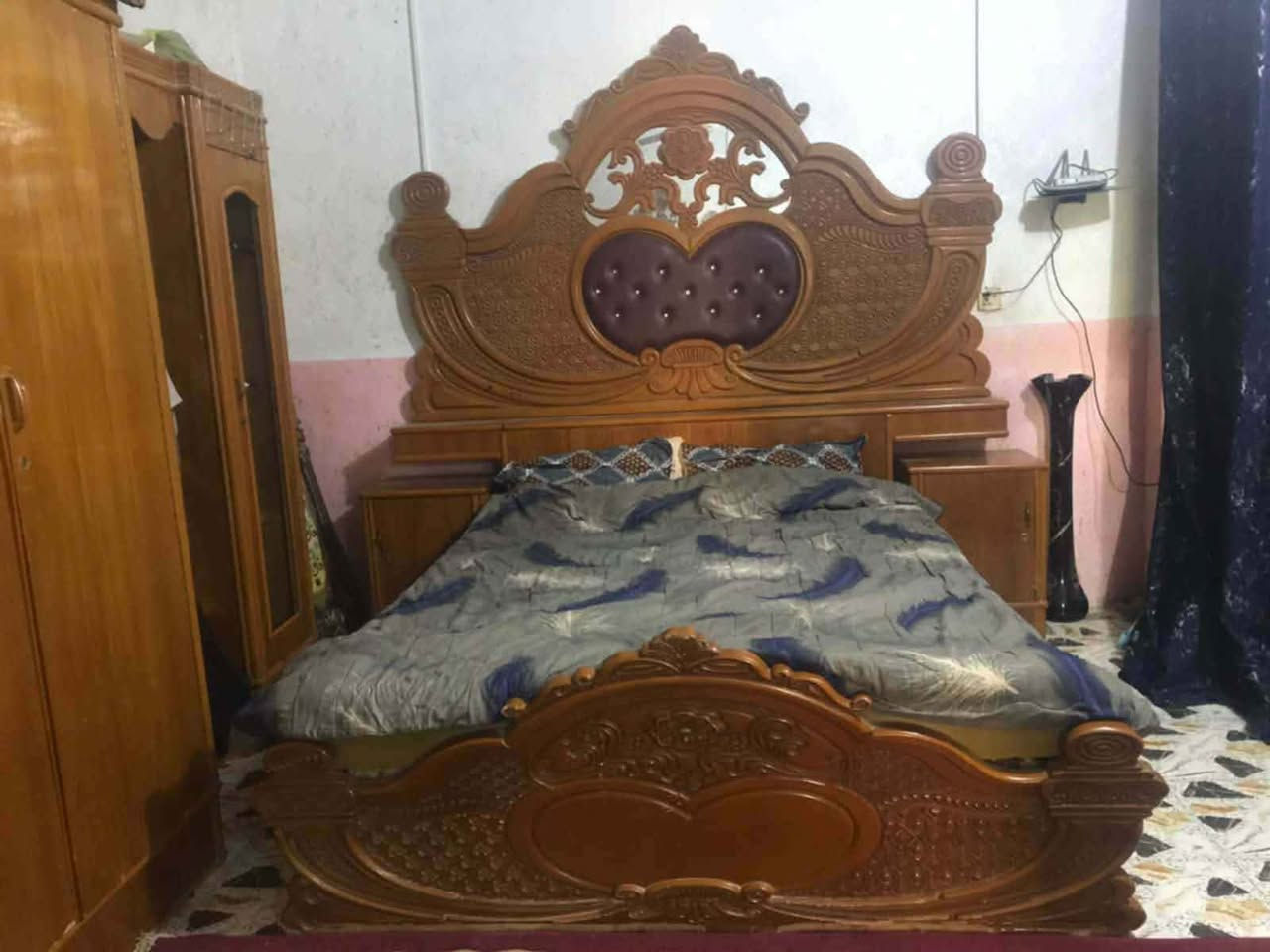 غرفه 5ابواب تسكام صاج شغل درجه اولى النضافه ميه بالميه 
السعر خاص او اتصال على رقم 
***********
العنوان نجف النجف, العراق
