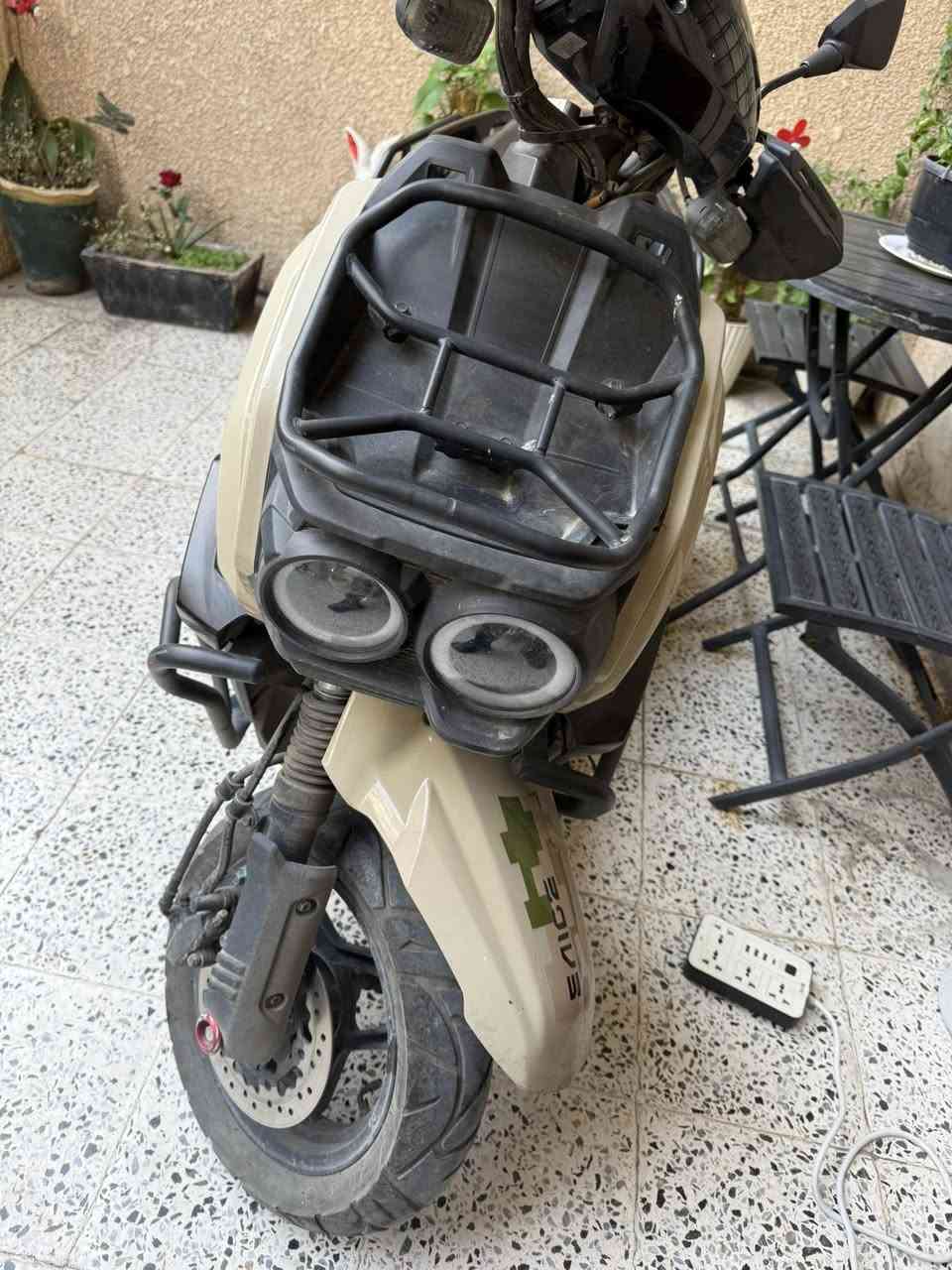 اباجي شحن للبيع
سرعة 65-70 حقيقي
ملف 2000W حقيقي
بطاريات عدد 12v/32AH 6
عجلات E جوبلس قياس 90/90-12
نضام دبل اشارة
شاشة ديجيتال ذكية بريكات دسك هيدروليك امامي والخلفي المسافة المقطوعة 60km
بصمة تشغيل عن بعد نحمل اوزان ثقيلة
لايت LED زنون ستاند جانبي وتعليق
ضام 3 سرع
العنوان / بغداد اعظمية
للتواصل واتساب ***********
السعر 875
