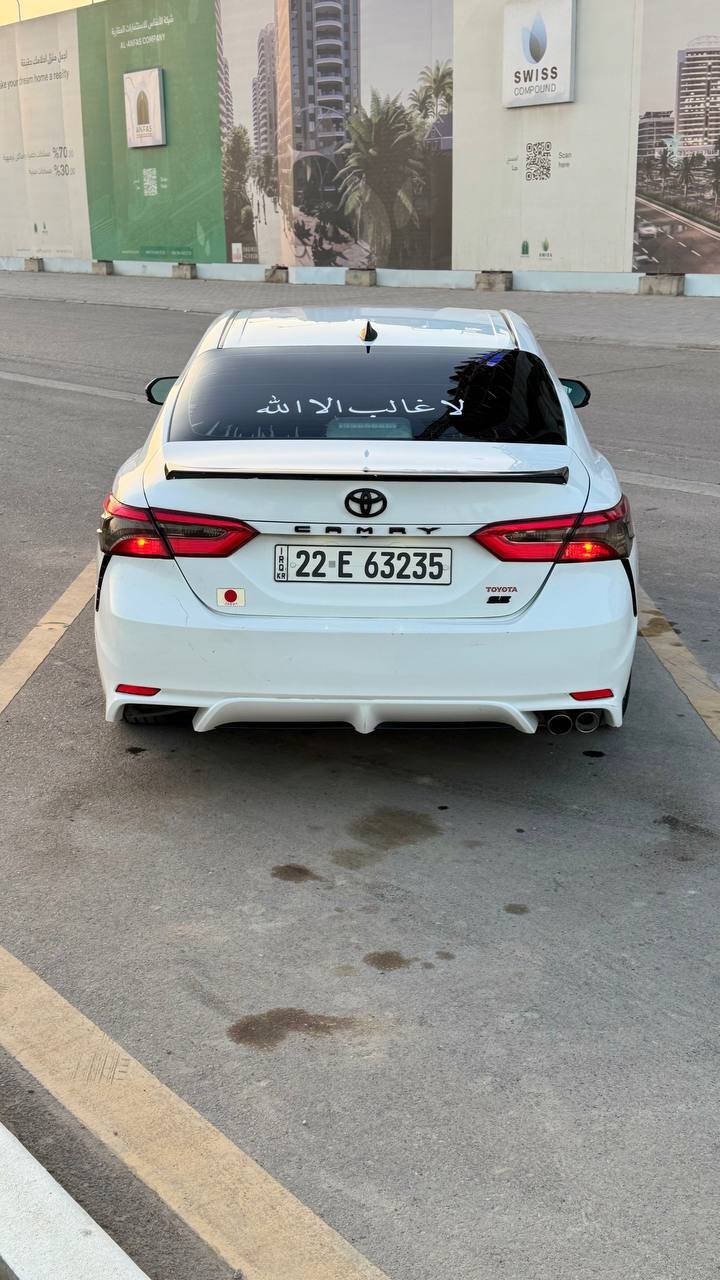 كامري 2020 ابيض 
رقم اربيل باسمي 
هزه وسنويه جديده 
حادث جاملغ خلفي وقبق جنطه
بدون ايرباك بجم كبس 
 ماشيه 76  
موصفات SE 
داخل لونين 
مكاني بغداد الغزالية
السعر 179
***********
