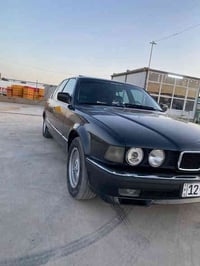 للبيع ✨BMW 730 V8 ✨لون اسود كحلي فول اوتو مديل94✅   بخ جماليه مصبوغه ا...