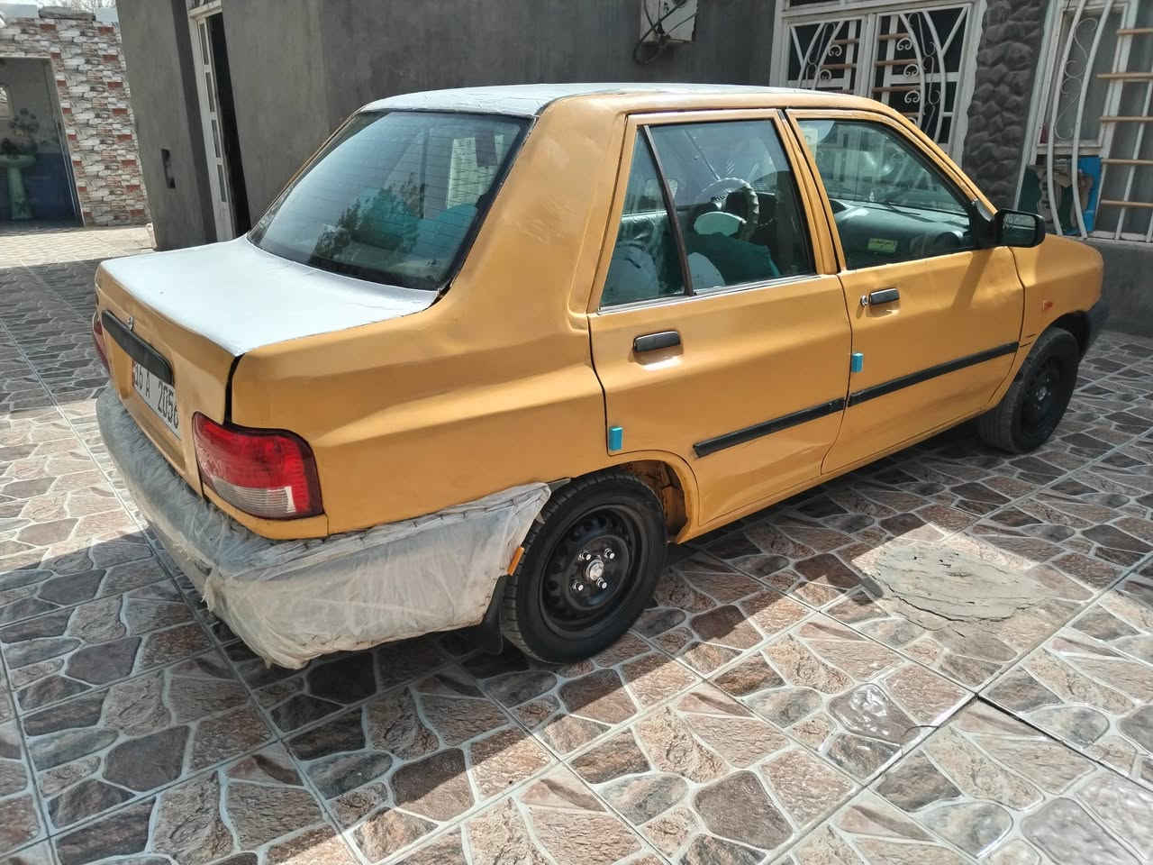 السلام عليكم سايبه للبيع موديل 15 مكان ديوانيه دغاره مكينه وكير حدادية نضيفات
*********** 24 سعر مصبوغه حزام
