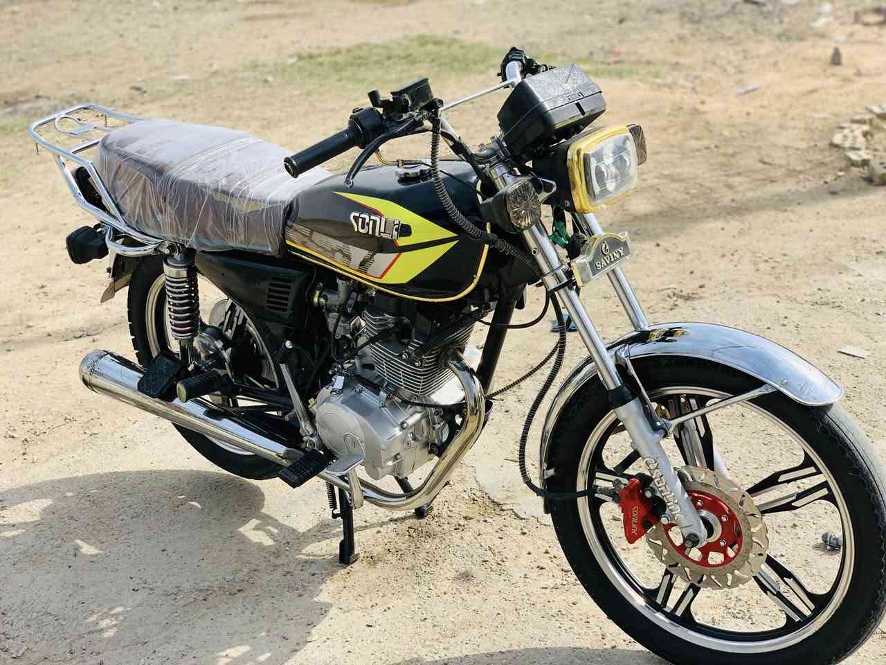 إيراني ٢٤ للبيع ٥ كير
سلام عليكم دراجة سونك مكينه ٢٠٠ سيسي مكينه كفاله عامه 
كلشي شغال ما بيها نقص سلف هندر اشاير  لايت بك لايت أوراق موجود عنوان بغداد 

٦٠٠ وبيها مجال 

***********
