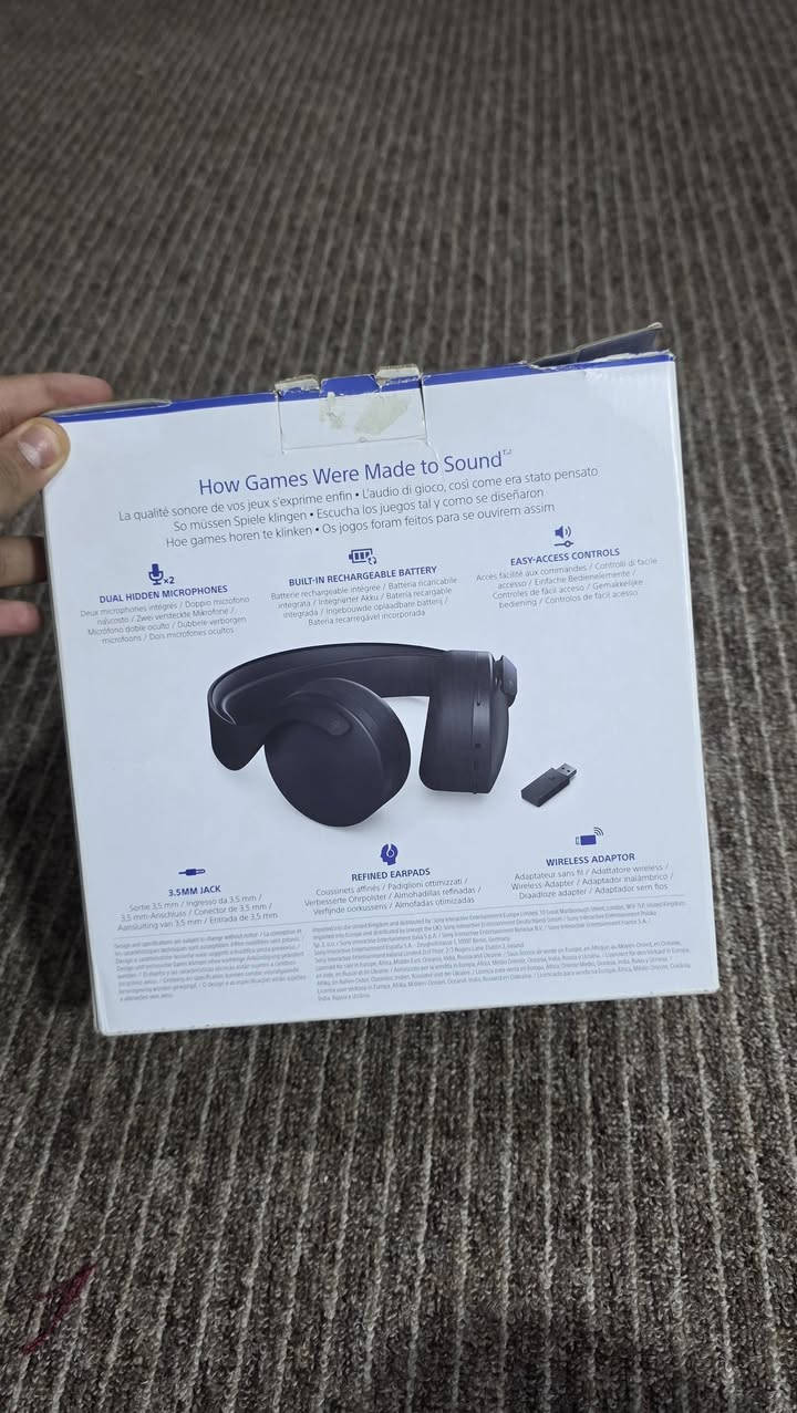 سلام عليكم 
البيع سماعات اصلي 
 الحاسبه والبلي4 و5
اني شتريت 135 جديد 
البيع سعر 80 الف


**إذا كنت صاحب هذا الإعلان وتريد حذفه لأي سبب، رجاءا أرسل رسالة إلى الدعم الفني**