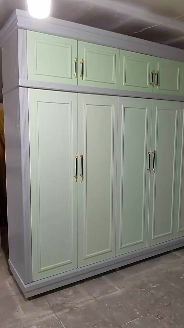 معرض سليم
كنتور كويتي إيطالي مستخدم 6 باب قاطين عرض 3 متر

ارتفاع مترين ونص الكنتور شرط النظافه والمتانه وشرط 

كويتي إيطالي تكمه مو تركي ولا ماليزي السعر 550 ألف 

عنوان داخل المنشور  ***********
