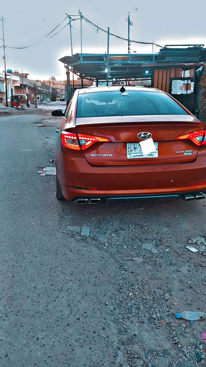 سلام عليكم سوناتة 2015سبوت 2000تيربو 
المواصفات 
١_فتحه سقف 
٢_بصمه تشغيل
٢_بصمه ابواب 
٤_نضام ترحيب 
٥_شاشة كبيرة 
٦_كامرة دوارة 
٧_رادار امام +رادار جانبي 
٨_تحديد مسار 
٩_كشنات جلد اسود 
١٠_تدفئة تبريد كشنات امامي وخلفي 
١١_كشمات كهربائية
١٢_٣ وضعيات قيادة ايكو وسبورت ونورمان 
١٣_لون مشمشي مميز ب لسوناتا 
١٤_سايد بريك بصمة 
١٥_سستم صوت سماعة انفنتي 
١٦_شفتات ب لستيرن وتحكمات جهتين 
١٧_بردات خلفية بلاديه 
١٨_تبريد قطعتين ثلج 💨تحكم تبريد بيانو 
١٩_اربع اكزوزات بلادية 
٢٠_ويل حجم ١٨ سبورت 
وبعد هواي مواصفات 
سيارة مو حديدة حادثهة جاملغ وبنيد  
سيارة راعيهة مسافر وبدون تحويل (راعيهة مسافر )
اتكفل سرقة وعشائر وكلهن (مو حديدة )اقرة ل منشور وخابرني رقم بغداد .
***********
