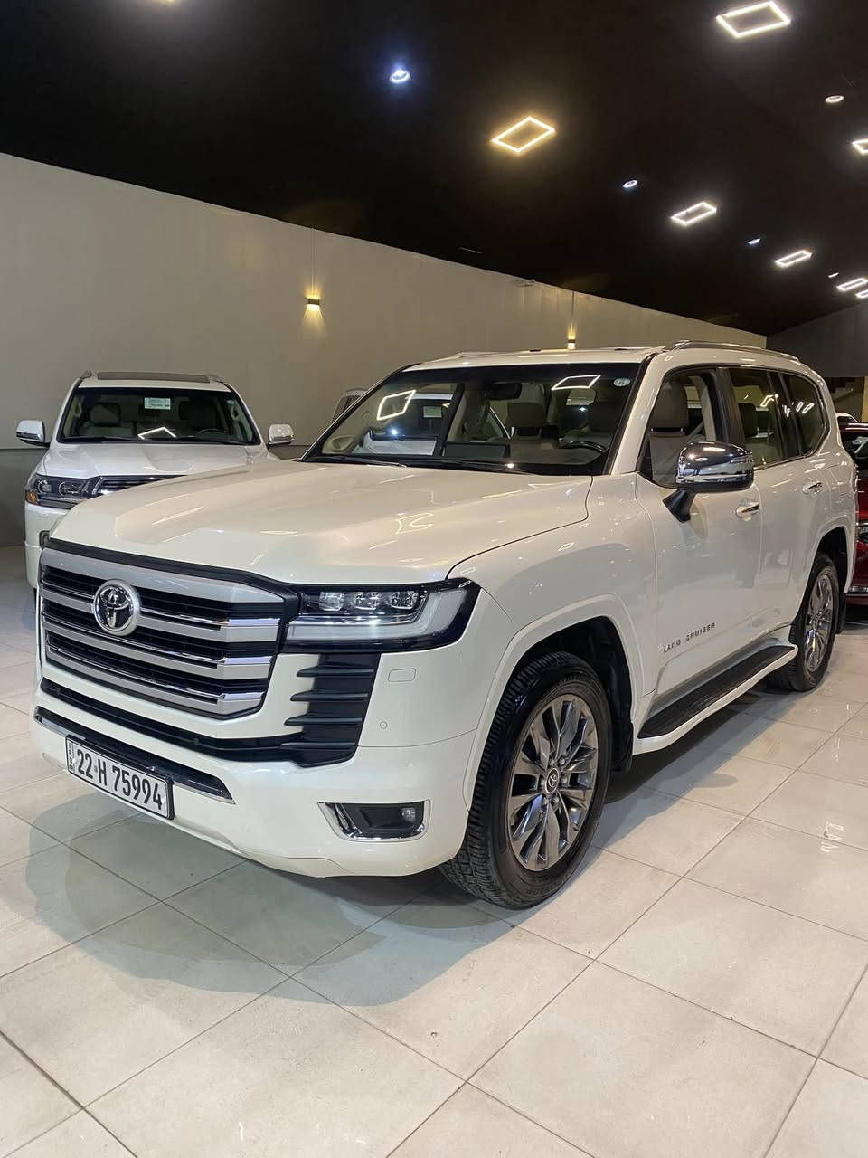 السلام عليكم  اخوتي 👋
تيوتا لاندكروز  VX ساز اصل
موديل 2023  
السعر(  673  )ورقه وبي مجال 

ماشيه(  80  )  الف حقيقي شرط الفحص جديده وضع شركه مابيه كل نقص 
رقم اربيل باسمنه تحويل مباشر او وكالة
السياره  كفالة عامه 
بيه قبق الجنطه الجوه،، الي بي الرقم بي رش فقط 

المواصفات / فول ✅
كشنات جلد
تطبيق ٣ شاشات
شاحن لاسلكي 
كراسي تدفئة تبريد  ذاكرة مقاعد 
حساسات امامي خلفي 
تبريد كشنات 
جنط كهرباء 
كشنات كهرباء 
سلايد
بصمة تشغيل 
بصمة ابواب ،، وبقية المواصفات معروفه بل Vx
السياره جديده وكل نقص مابيه وضع شركه
 
مكانه كربلاء ***********
