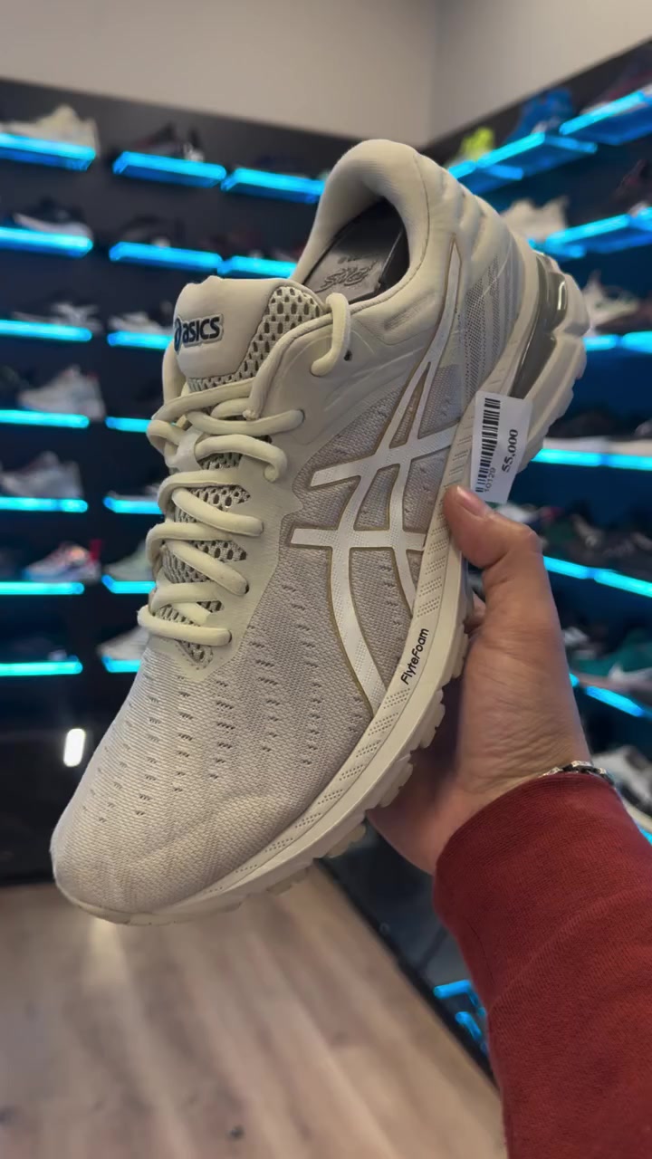 asics🔥
مستخدم نظافة100%✅


**إذا كنت صاحب هذا الإعلان وتريد حذفه لأي سبب، رجاءا أرسل رسالة إلى الدعم الفني**
