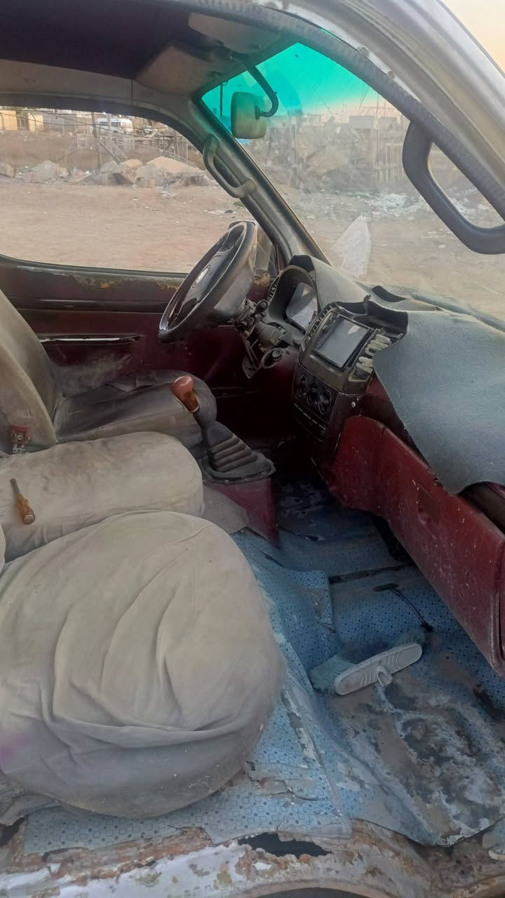 النوع: فتون ابيعهه حديد
الحالة: للبيع على وضعها الحالي (لا أتحمل أي مسؤولية عن عطلات أو تصليح).
​الأوراق: نص معاملة (غير مكتملة).
​السعر: 20 ورقة وبيها مجال
​الموقع: بغداد.
​للاستفسار: ***********
