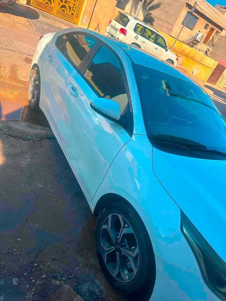 فورتي 2019 للبيع
كامل اي نقص مابيها 
السعر 117
***********
