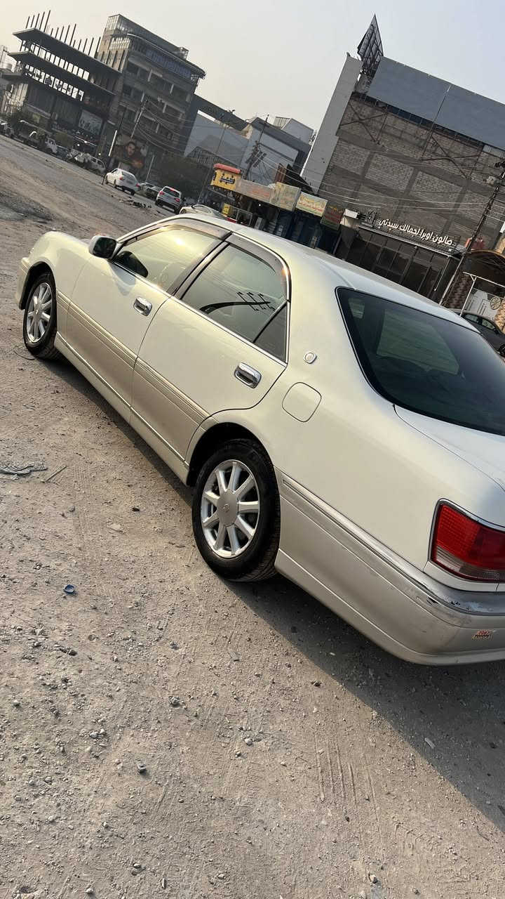 السلام عليكم.. كروان (ملكه)
للبيع رقم كركوك مدفوع كمرك باقي بس الرقم
موديل 2003اصل
تحوير جوه نجف وفوك إمارات مكينه دي فور الچبير
كفاله كص ونقل جثه لون ابيض محجل خضرواي
السياره 3 كم كرستاال اصل
كشنات 4كهرباي
مري شفط بلاد تحكم كامل بل صوت
دمام خلفي
مثبت سرعه
غرفه بيجي وصاج ملكي
السعر 105 
للاستفسار *********** العنون النجف
