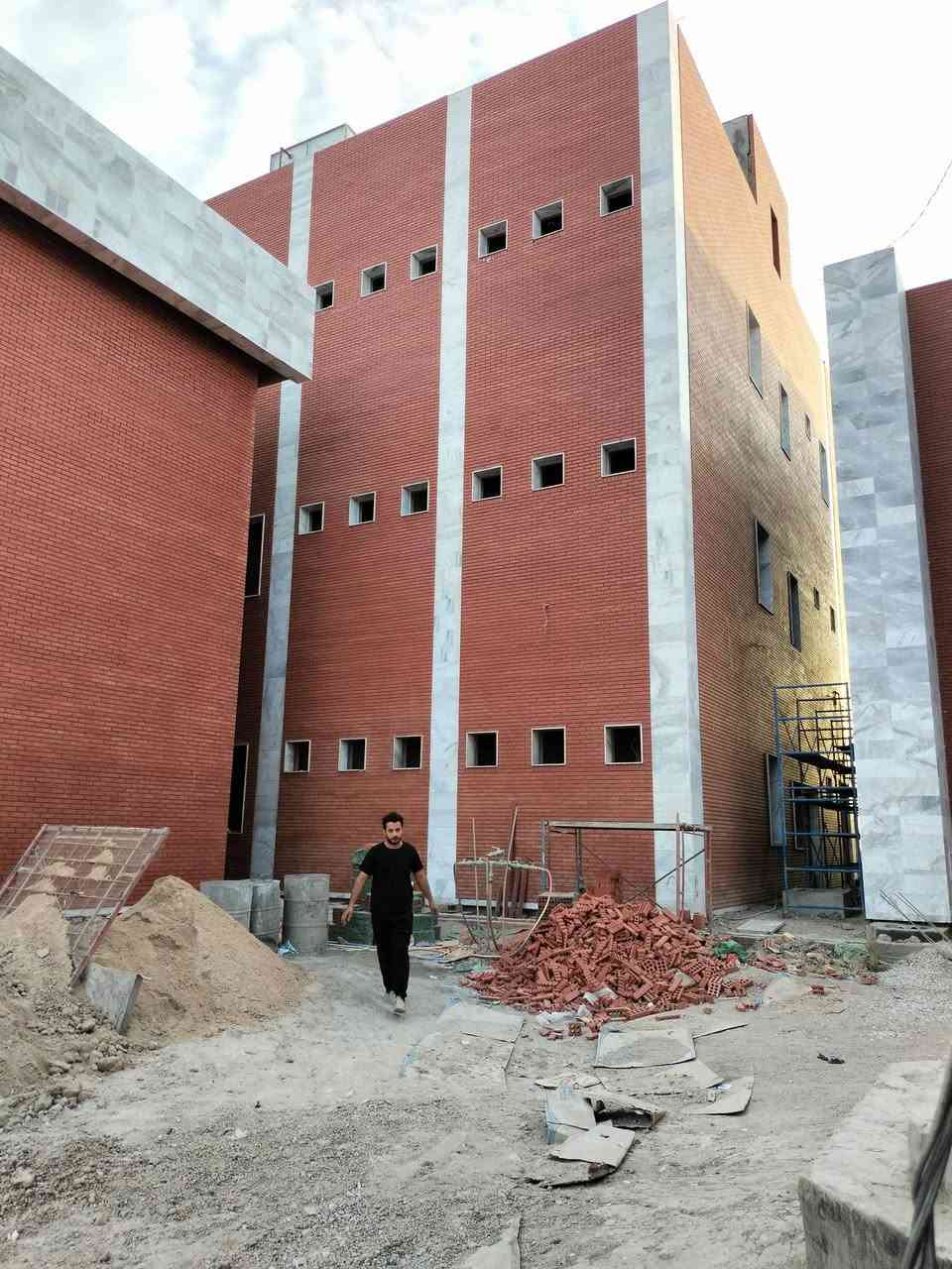 من موقع الكوت الحمدالله تم اكتمال الصيطره النوعيه تغليف  بماده جف قيم و المرمر أتمنى ان ينال اعجابكم 
اخوكم مقتدى/***********
