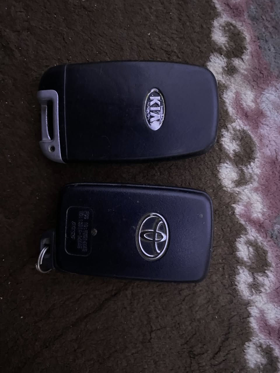 بصمات 2اصليات ومسجلات هم اصليات مكان بغداد الشعب *********** متوفر توصيل
