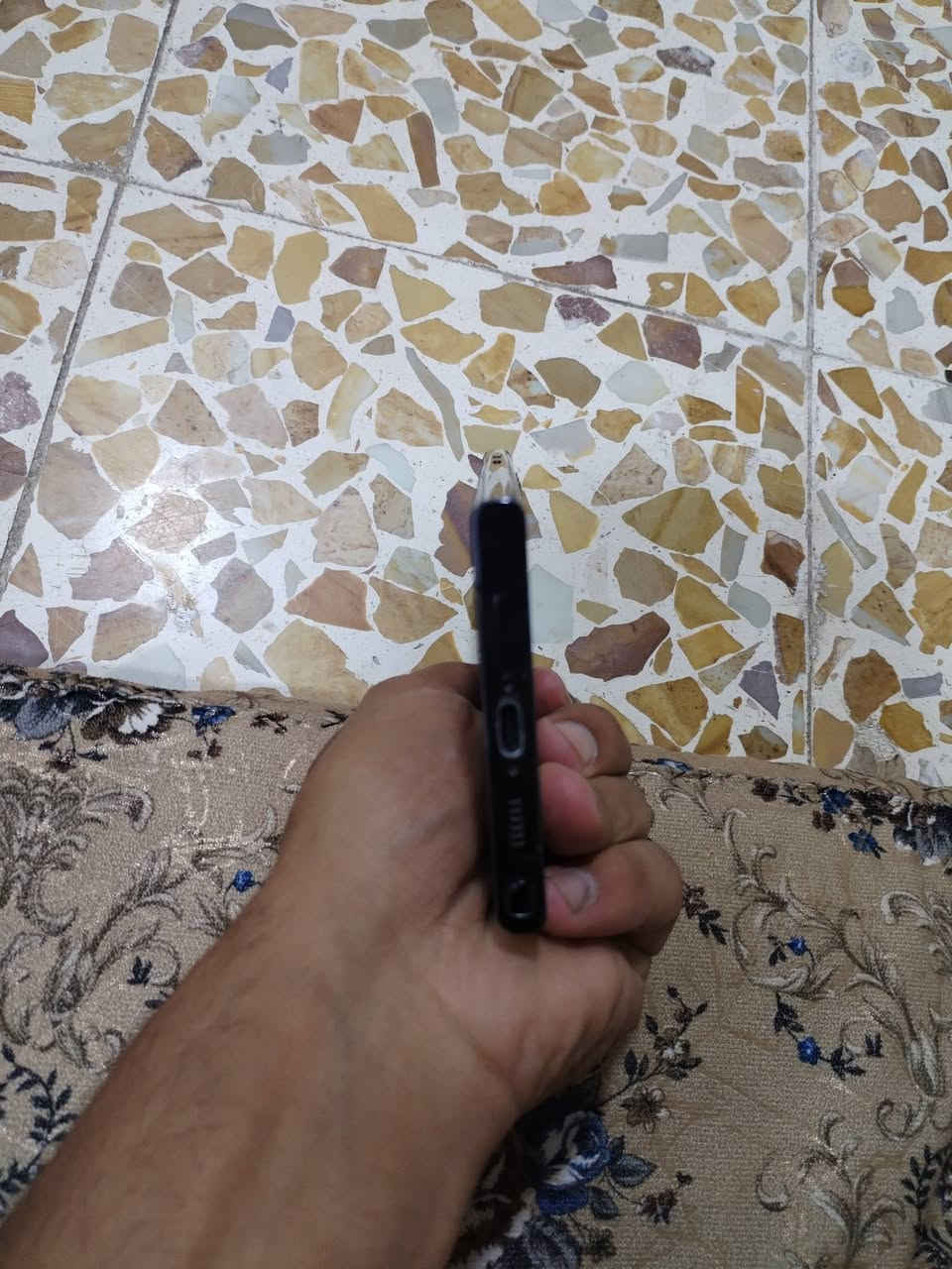 السلام وعليكم
جهاز
 Galaxy S23 Utra
الجهاز فول نضافه 100/100
معروف الجهاز بطاريه عملاقه 5000مللي امبير 

ذاكره 250
دبل سيم 
الجهاز ماصارله شي من اخذته لل امانه
ابيع بدون كارتون بدون شاحنه 
لل تواصل ***********بي وتساب
