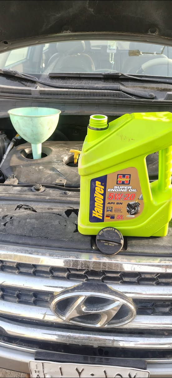 (( جزء من أعمالنه اليوميه  ))
تشتري راحة بالك عندما تعتمد على زيوت اصلية في إحتياجاتك اليومية
ضع ثقتك الكاملة بزيوت من مناشئ عالميه رصينه
زورونا ستجدون ما يرضيكم 
 خدمات الثقه لتبديل زيوت السيارات  
العنوان 🏠
واسط / الموفقيه/ شارع الحولي
*********** واتساب
*********** واتساب
