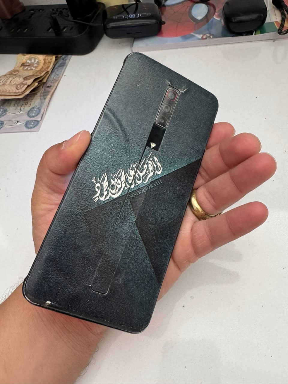 رد مجك 6 اس برو  جهاز اللعاب منه وبي شفتات
الظهر بي فطور
باب الشريحه ماموجود

اقوه جهاز اللعاب.    سعره بلاش بلاش بلاش 
225 الف 
بدون ملحقات


**إذا كنت صاحب هذا الإعلان وتريد حذفه لأي سبب، رجاءا أرسل رسالة إلى الدعم الفني**