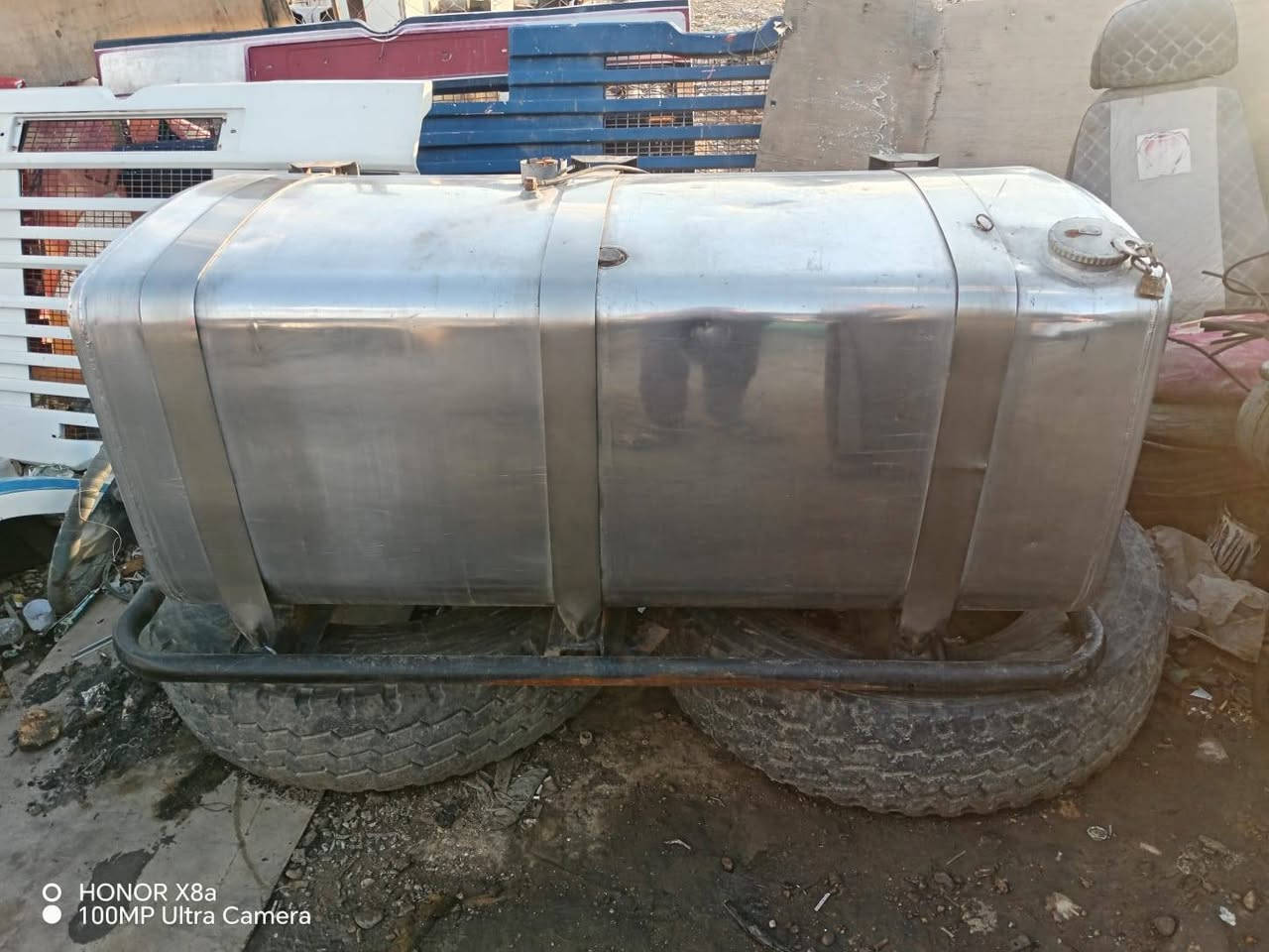 سلام عليكم غراظ سكانيا للبيع مكان بغداد سياحي  ***********
