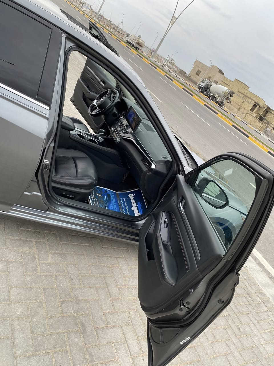 السلام عليكم    للبيع نيسان ألاتيما SR 2023
السياره تقرير غرق كفاله من الضربه والصبغ  

السياره فول موصفات للاخير اعلا فئه بل نيسان 

سستم صوت حساسات رادارات محيطيه كامرات 360 تتفئه تبريد بل كشنات كلش فول الفول  

بيها رصعه مال حاويه وباقيه علا حالها. والباقي كفاله 

مكان السياره بصره 📍

السعر 155$ وبيها مجال قليل 

رقم الهاتف؛ ***********

— في ‏‏البصرة‏‏.
