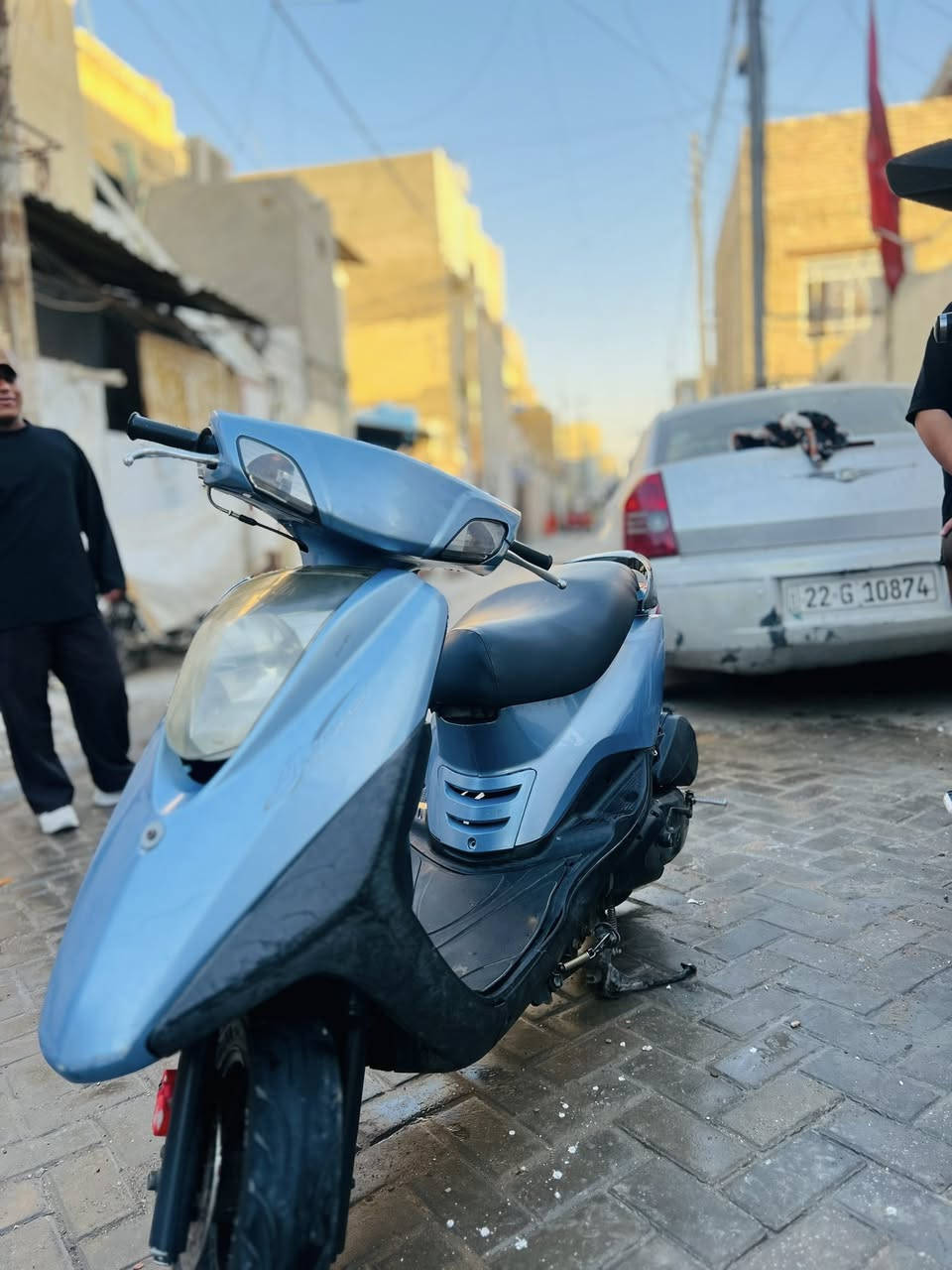 السلام عليكم
دراجة إبريز ١٤٠ كابريتر 

شلعه وعدل ودراجه نصبه ناشفه

كهربائية كلاهة شغالة نكرت هندر

المكان بغداد مدينه الصدر شارع داخل 

الرقم ***********

السعر 500 وبيه مجال حك جيه
