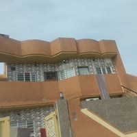 بل زيونه • ٢٠٠م • دورين شقتين