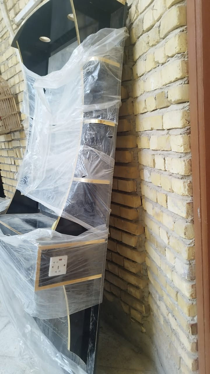 ميز تواليت بالباكيت ومدعوم بنقطتين جانبيات للكهرباء للبيع تواصل خاص


**إذا كنت صاحب هذا الإعلان وتريد حذفه لأي سبب، رجاءا أرسل رسالة إلى الدعم الفني**