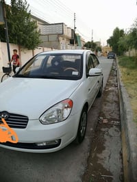 اكسنت موديل ٢٠١١ محرك ١٦ اصلي سياره بدون صبغ ولا دعم دعميات صبغ شركه م...