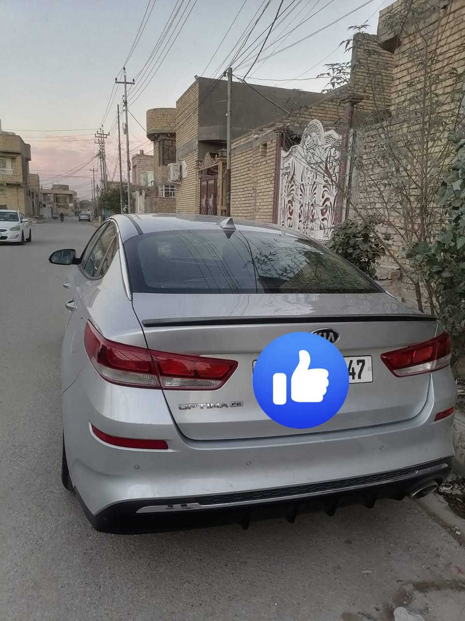 السلام عليكم كيه اوبتيمه موديل 2020 وراد أمريكي بيه جاملغ وبنيد ماشيه ٩٨ باقي سياره جاهزه حداده جديده تخم تاير بيه مكينه جديده سعرها ١٣٨ مكان سياره ناصريه *********** مرواس عادي
