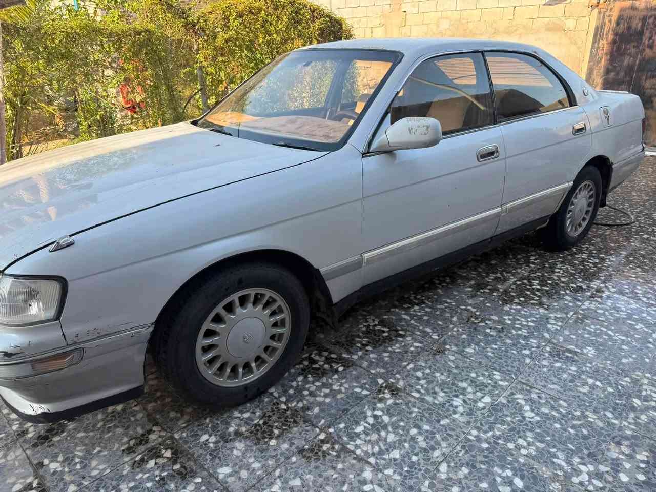 بطه فصل مديل 2000 رقم ميسان مشروع وطني كفاله من الضربه القويه والكص ونقل جثه  محرك ثنين ونص ديلكو كهربائيات كلها شغاله تخم تاير بيها فقط خياسات بسيطه ولكطيهن السعر48 وبيها مجال مكاني البصره  ***********
