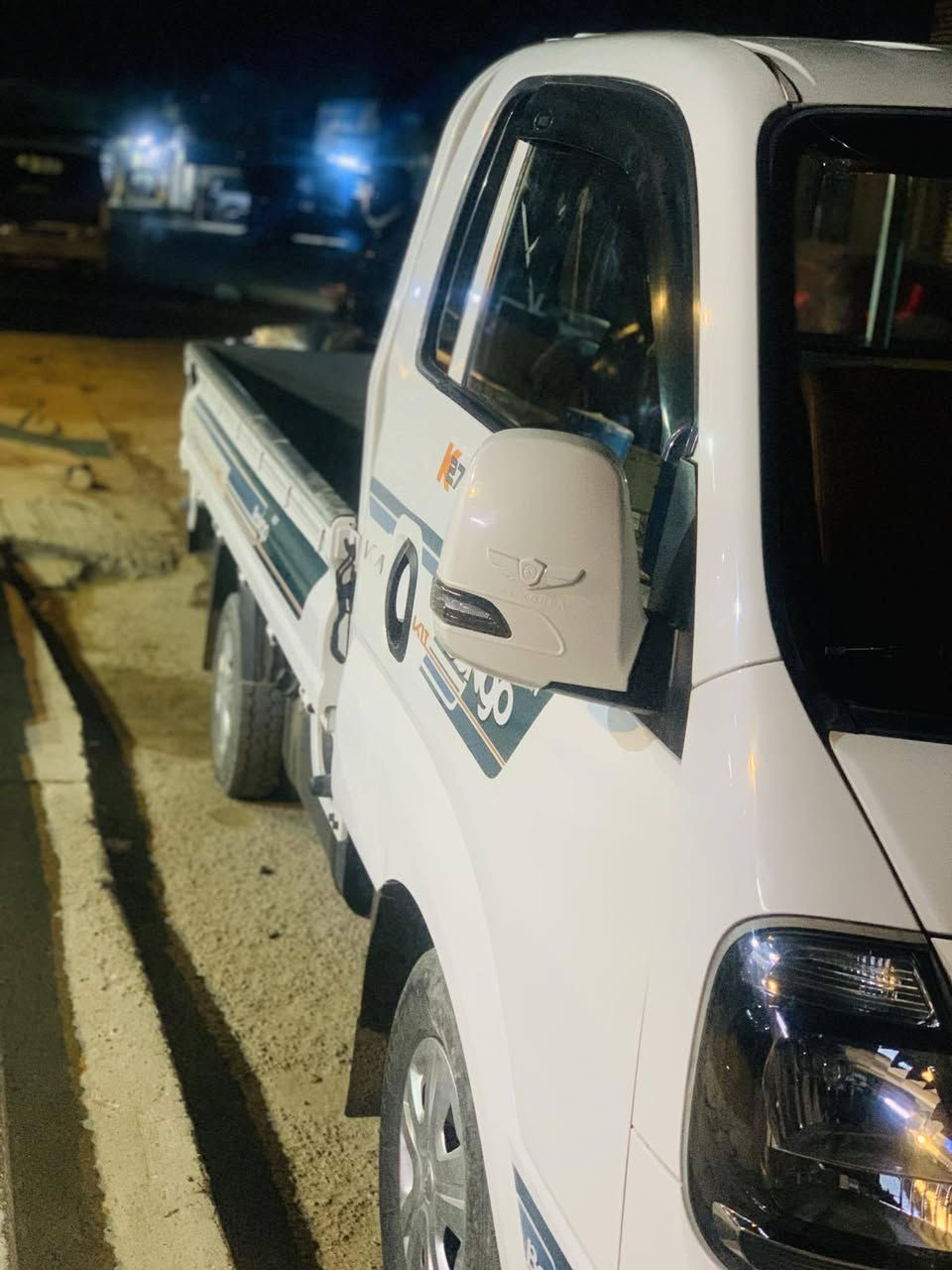 السلام عليكم كيا بنكو حمل 2023 ماشية 27الف سيارة زيروو كفالة عامة من دعامية لدعامية سيارة مال جناي جديدة كلش سعر 155وبيهة مجال لشراي رقم /*********** مكان / بغداد العبيدي
