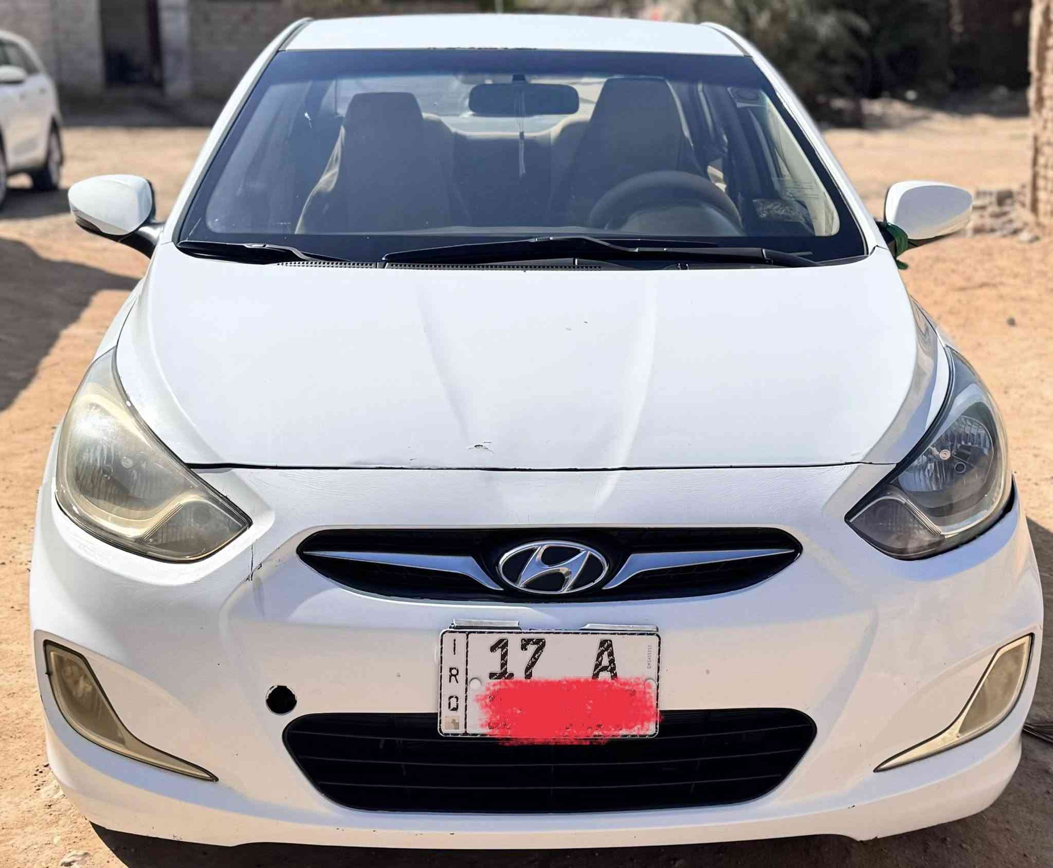 السلام عليكم  اكسنت 13خليجي مكينه جديده  1600تبريد جديد  بيها قطعتين صبغ جاملغ كدام وبنيد صبغ بيها بارد قليل سياره رقم مثنى نكليزي بسمي مداور  ثاني يوم السعر 95بيها مجال قليل رقم صاحب السياره ***********علمن مكلف بل نشر
