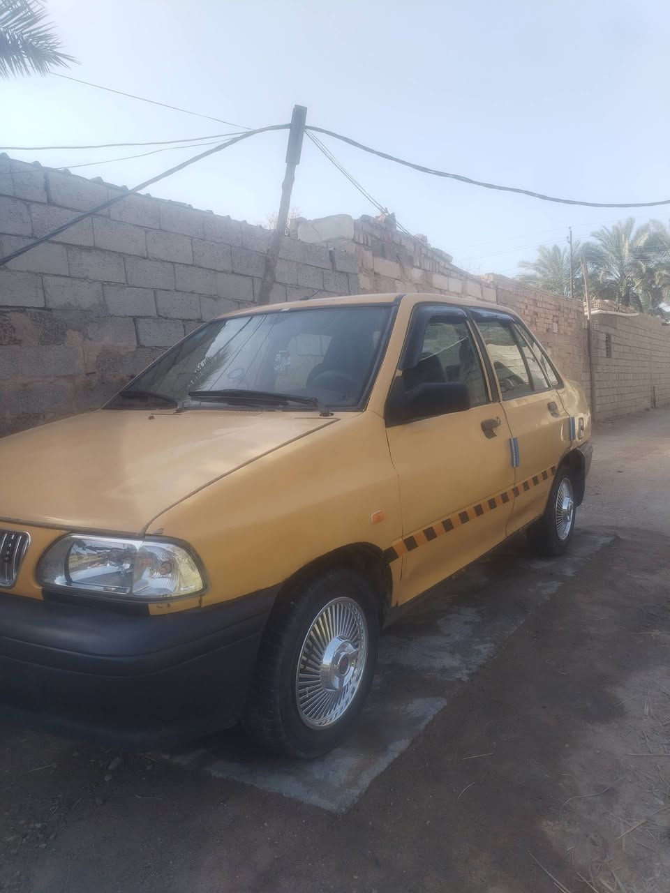 سايبا 2012 رقم بغداد مشروع وطني بأسم صديقي شرط التحويل 
سنويه لل2029 مصفره هيئه و غرامات بيها ضربه بالجاملغ الخلفي ومصلح ع بارد (بدون تبديل)
شواصي  واحد ابلادي واحد بي فطر مامأثر عليها السياره(مابيها قطره أخياس)
السياره كلها مزفته 
منضومه زنون سعرها 60 
گلج جديد ڤاليو الياباني 
محرك مجفت جديد ع ايدي
صدر امامي خلفي ايساكو جديد
تخم تاير+باتري + بلكات ونوزلات + فيت بم و طوفه
قايش تام كيس واترب بم جديد
الچبن الداخليه والخارجيه بدلتهن جدد 
الكهربائيات كلها تشتغل
مابيها نقص برغي 
السياره مال جناي وبس بالبيت مامشتغل بيها اريد اخذ خصوصي
سعرها 25 وبيها مجال قليل 
مكاني بغداد 
***********
