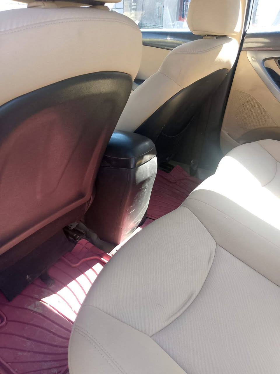 النترا 13 خليجي رقم بغداد الالماني فول مواصفات ماعدئ البصمه محرك وكير بالجيس تبريد ثلج الكهربائيات كله شغاله مابيه نقص. بيه قطع صبغ وبارد سياره نظيفه ومرتبه مال شغل ماتخسر عليه اي شي مكانه بطوريج للاستفسار *********** السعر 98 غير متواجد عل خاص اتصل او رمش وتدلل
