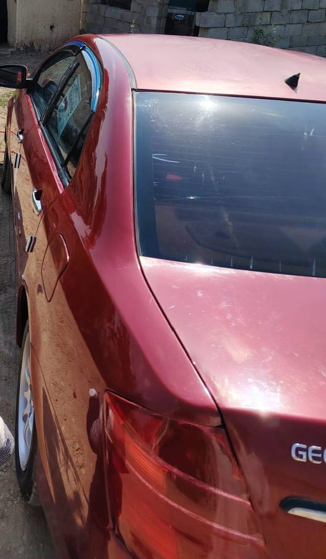 السلام عليكم للبيع جيلي موبل رقم بابل سنويه لل ٢٨ تخم تاير حداديه نضيفه گير مكينه جدد صبغتها حزام للجماليه السياره خير من الله السعر 40 وبيها مجال للاستفسار الاتصال على الرقم *********** و *********** مكاني حله
