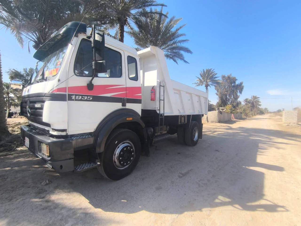 اسلام عليكم البي كرواتي موديل 96اصل قلاب مكفوله كفاله عامه رقم نكليزي بسمي اكسن جيف. مكينه  سته سوبر كير سته ودكمه تخم تاير جديد سياره جاهزه كبل شغل ماناقصه برغي سياره خير من الله ***********
