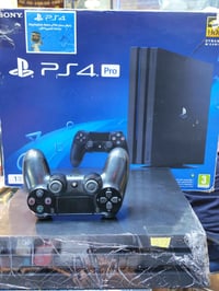 سوني فور برو • مهكر • ملحقات