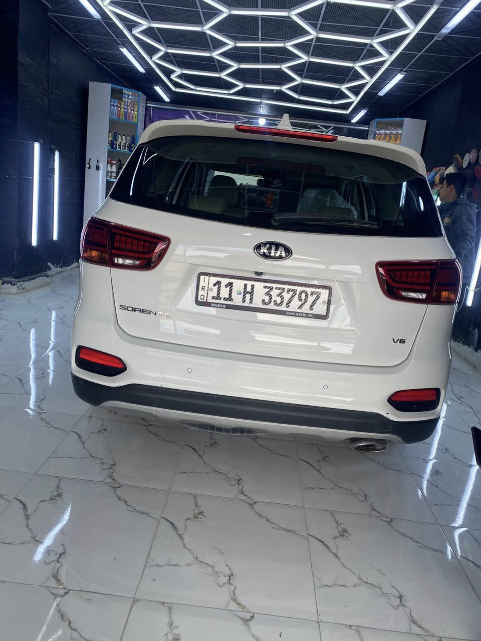 السلام عليكم
للبيع  

كيا سورنتو 2019 خليجي  

رقم بغداد 

6 سلندر 

7 راكب 

3 قطع تبريد 

بصمة 

بصمة ابواب 

لد امامي خلفي 

جنطة كهربائية 

جنطة ذكية 

كشنات كهرباء

شاشة كبيرة 

بردات ابواب خلفية 

انضمة قيادة 

نظام ترحيب 

ويل كروم 19

حساسات امامي و خلفي 

اشاير بل مري 

كروز سرعة 

تحكم استرن 

لايت زنون 

سيارة بعد بيهة هواي مواصفات 

🟩 السعراتصل وتدلل                 

عنوان الناصرية حي اور 

لاستفسار الاتصال ع الرقم 
***********
