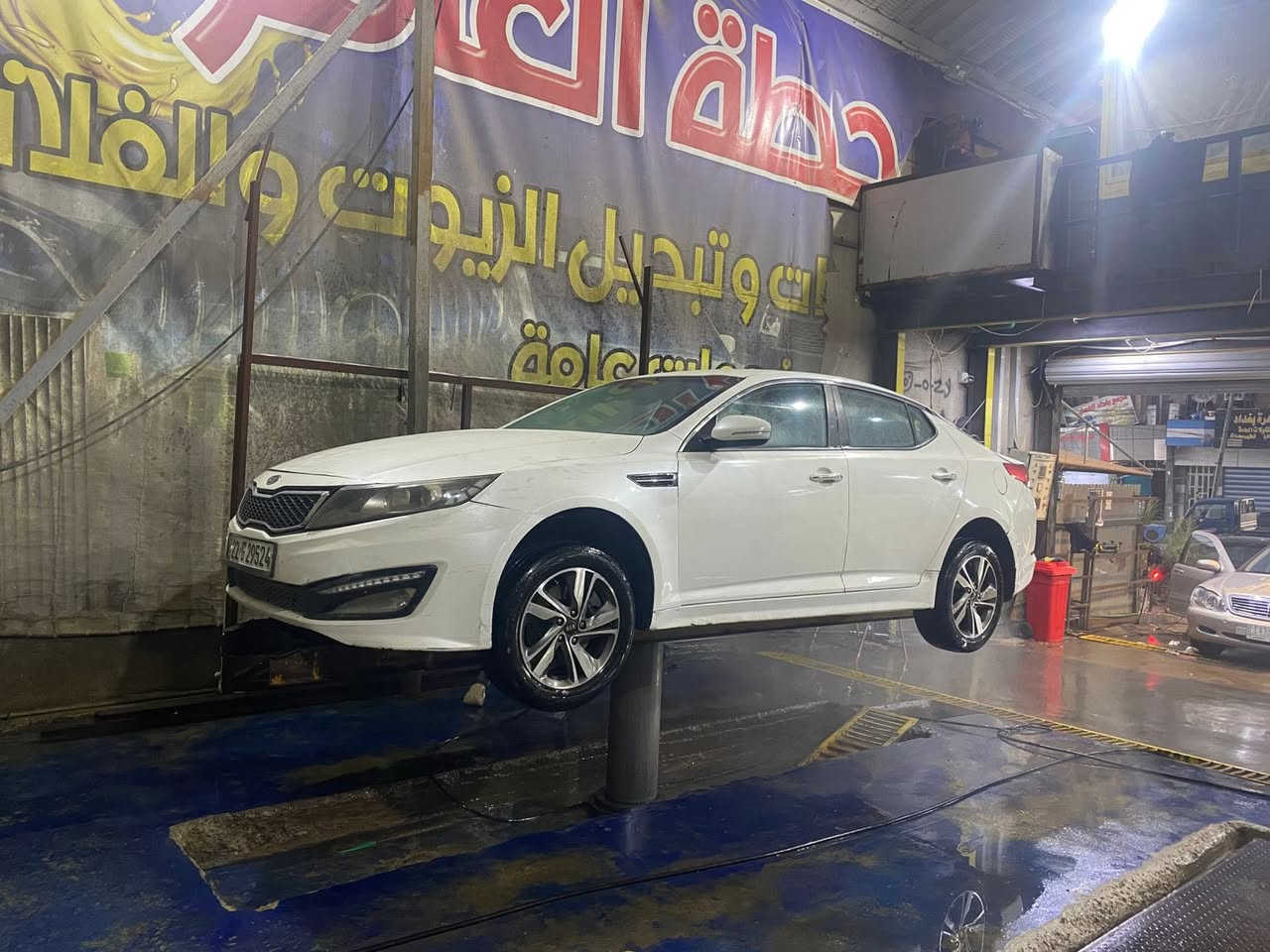 السلام عليكم 
كيا اوبتما خليجي مصبوغه عام
تخم ويل كب 17 
كشن جلد 
بصمه 
محرك دوش 
باتري جديد
حداديه جيده جدا 
مكان السيارة الاعظمية
رقم اربيل الجديد 
‭***********‬
السعر ٩٧
