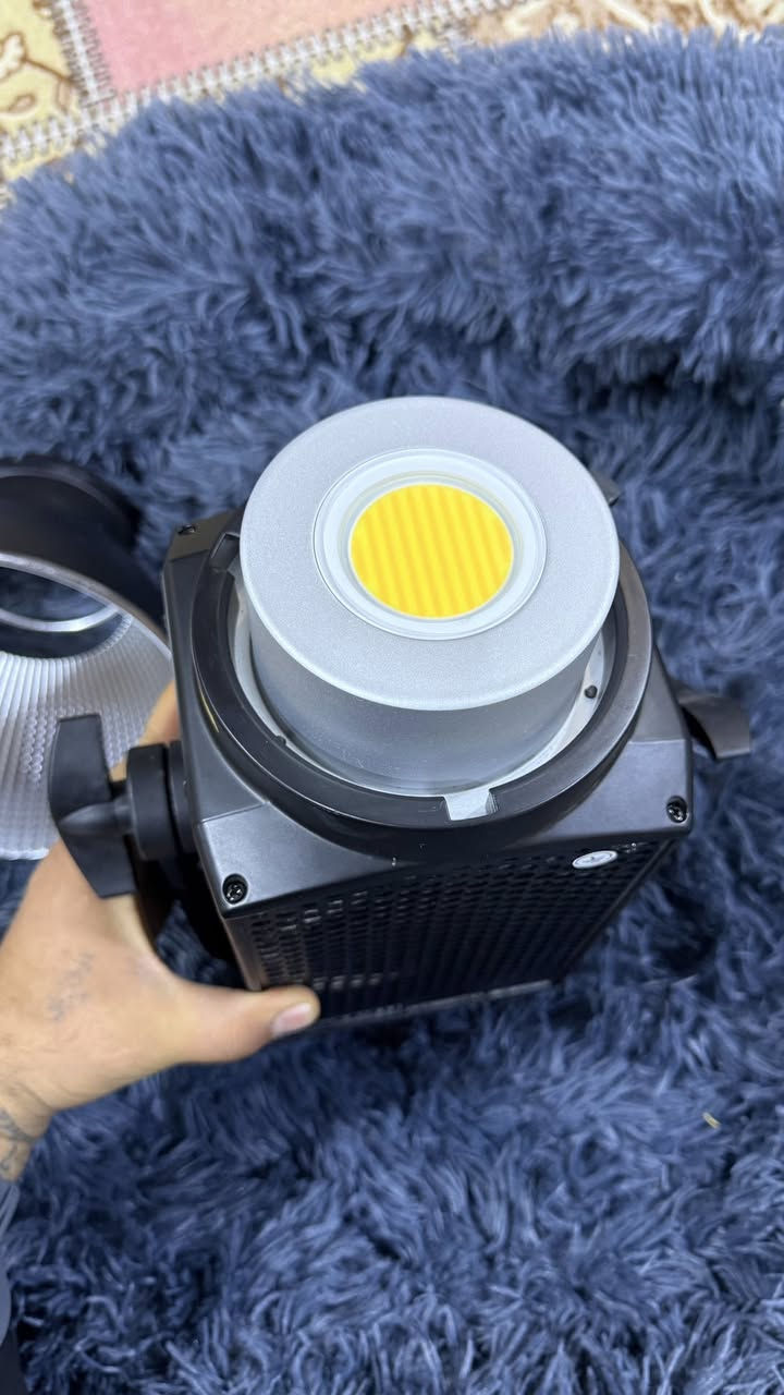 السلام عليكم اضائه ninlite300B  مامستخدمه فقط فحص واضائه ملونه كذالك جديده غير مستخدمه فقط فحص مكاني ناصريه ومتوفر توصيل
للستفسار الاتصال ع الرقم***********
