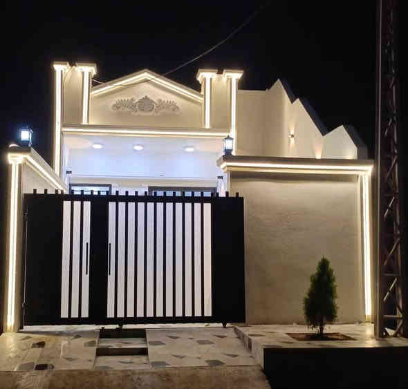 #دار_زراعي_للبيع 100 متر(حي العسكري خلف اسواق البركه)بلبدايه فول مواصفات صفر ما مسكون. مي كهرباء فول 
(واجهة فلين ملكي+بوب وشبابيك المنيوم وpvc وخشب درجه اولى)
(غرفه نوم ومطبخ وصحيات داخليه وخارجيه مغاسل داخليه وخارجيه واستقبال وكراج)
السعر(42) مليون مع المجال.
للاستفسار ***********
