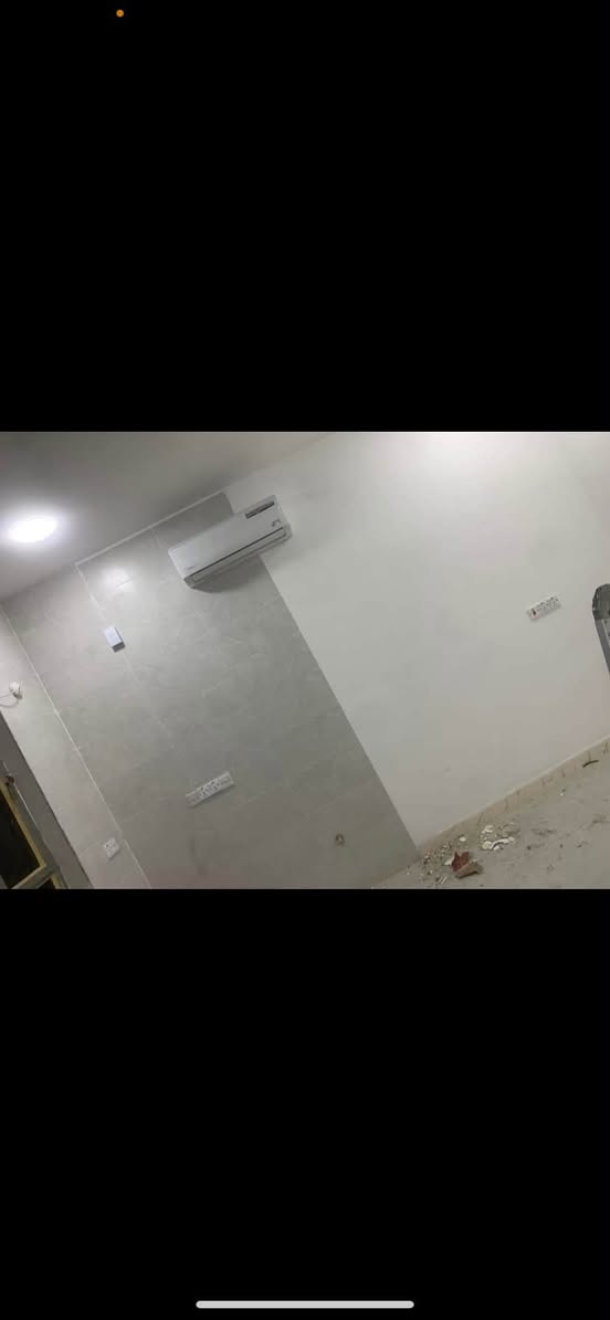 ❄️ عروض صيانة ونصب السبالت ❄️
خدمتكم لباب البيت (داخل وخارج بغداد) 🏡
⚠️ الأسعار عرض خاص وثابتة مع ضمان تنصيب 3 أشهر
🏷️ الأسعار والخدمات:
 🧼 غسل موقعي: 25 ألف
 🧽 غسل كامل (تفصيخ): 40 ألف
 🛠️ نصب جداري جديد: 50 ألف
 ⚙️ نصب مستعمل (بدون غسل): 50 ألف
 🔄 نصب مستعمل (مع الغسل): 65 ألف
 🏢 نصب كنتوري: 70 ألف
 🚚 نقل السبلت (نفس البيت): 65 ألف
✨ نتميز بـ:
 🛠️ إصلاح الليك والصيانة الموقعية (مع الضمان).
 ⛽ شحن غاز فريون أصلي مضمون.
📞 للحجز والاستفسار (واتساب):
📲 ***********
