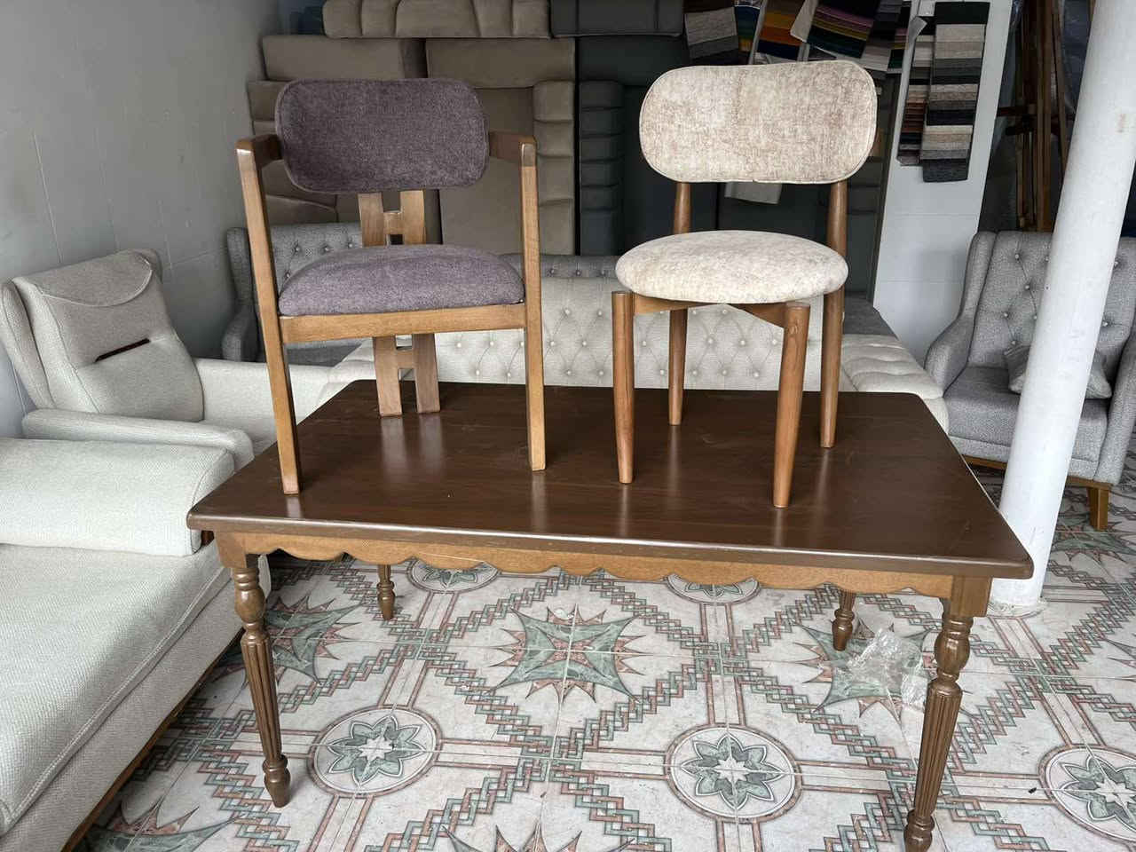 تاقمي ايراني ميزى نان خواردن بة جوملةو مفرد بةردةستة ناونيشان سليماني


**إذا كنت صاحب هذا الإعلان وتريد حذفه لأي سبب، رجاءا أرسل رسالة إلى الدعم الفني**