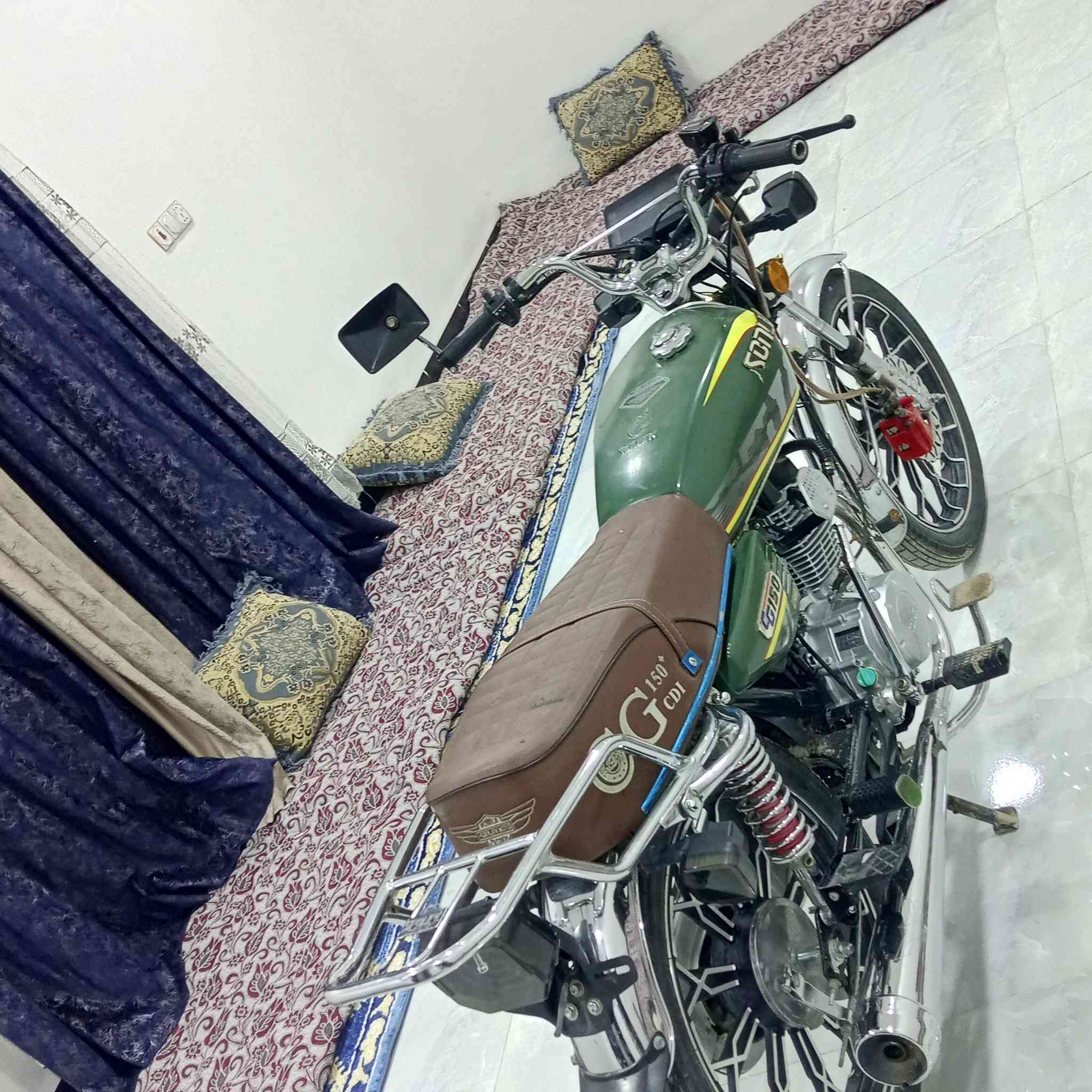 سلام عليكم اخوان دراجه سافان سولنك 2024للبيع الدراجه عله وضع البلاد السعر خاص 0787
4685753


**إذا كنت صاحب هذا الإعلان وتريد حذفه لأي سبب، رجاءا أرسل رسالة إلى الدعم الفني**