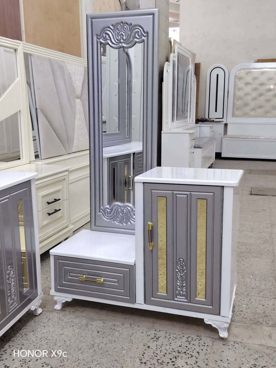 السلام عليكم غرف نوم شغل عراقي تصميم تركي
1⃣مديل جديد ضمن اصباغ الحراري
2⃣ضمان الصبغ والعمل 5 سنوات
3⃣شغل حسب طلب وحسب قياسات الزبون
4⃣مكان بغداد الجديده
5⃣شد ونقل مجاني لجميع محافضات 
6⃣للحجز مراسلة الصفحه


**إذا كنت صاحب هذا الإعلان وتريد حذفه لأي سبب، رجاءا أرسل رسالة إلى الدعم الفني**