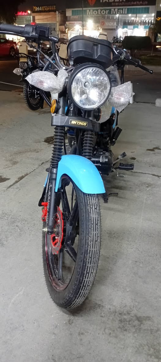 سلام عليكم بدون زحمه عندي دراجه ايرانيه 5 كير اريد ابيعه جديده مال الرمبه هذا رقمي ***********
