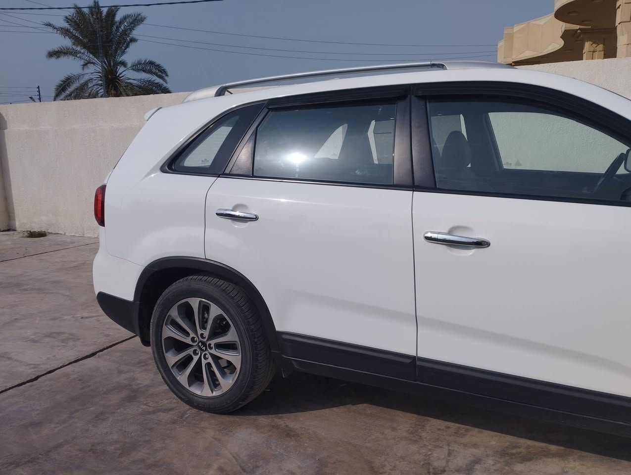 سورنتو خليجي محرك 4دوش موديل 14 رقم سليمانيه نص فول حساسات اماميه وخلفية بردات بلاديه تحكمات ستيرن مريم شفط اشاره بالمراه .محرك مفتوح قلق الولفات بدلت وأشر القبق لاتبخير ولاتنقيص ماشيه 176كشر مكفول عدا الموظح بالسونار .بيع او مراوس بسياره أقل وتكون ناصيه.ااسعر 165,وبيه مجال .صلاح الدين .بلد .***********
